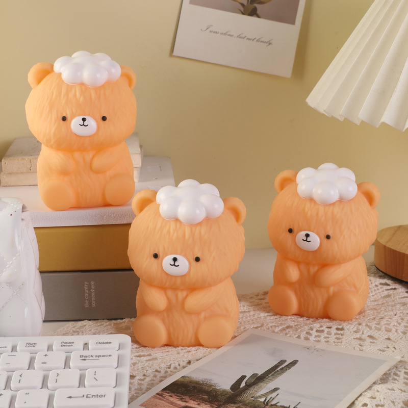 New creative cartoon vinyl night light cute children's bedroom night eye protection atmosphere light bear bedside light