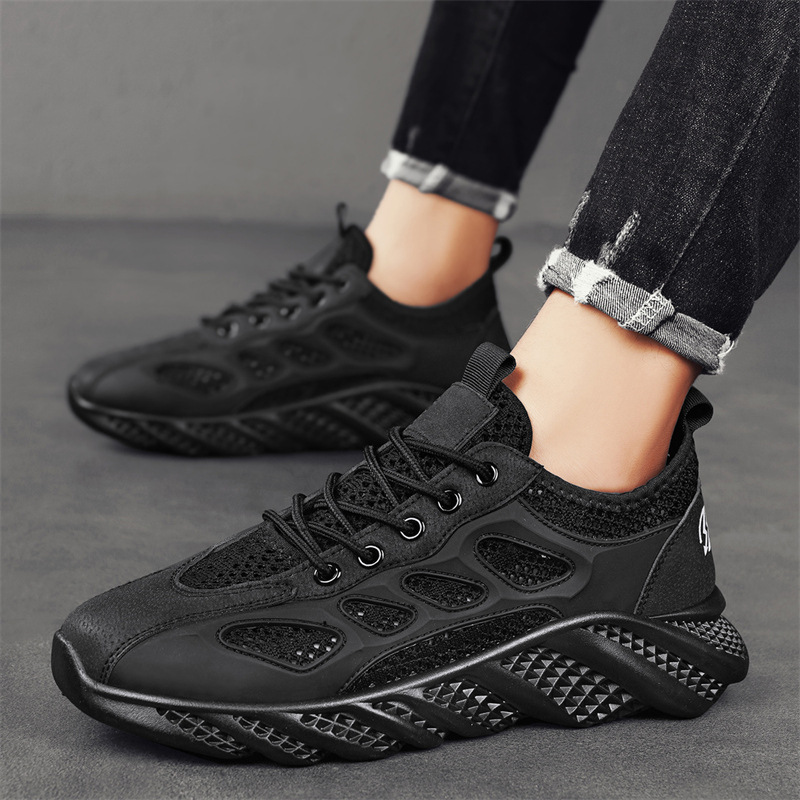 2025 New Summer Men's River Tracing Shoes, Wading Quick-Drying Large Mesh Cut Out Sports Shoes, Breathable Casual Mesh Shoes