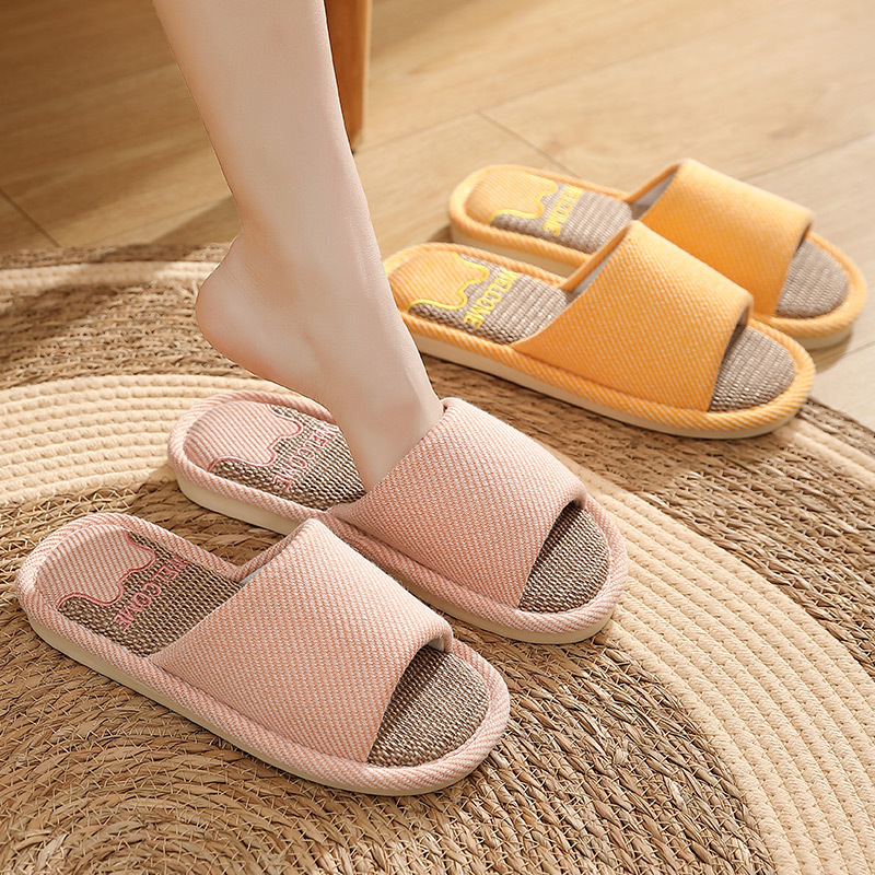 Linen slippers women's spring, summer and autumn Four Seasons thick-soled cotton and linen couple's home Japanese fabric slippers men's wholesale