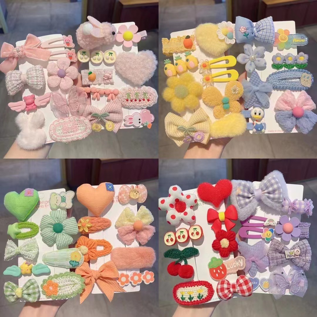 Autumn and winter children plush rabbit love hairpin 2022 new cartoon hairpin little girl does not hurt the bangs clip