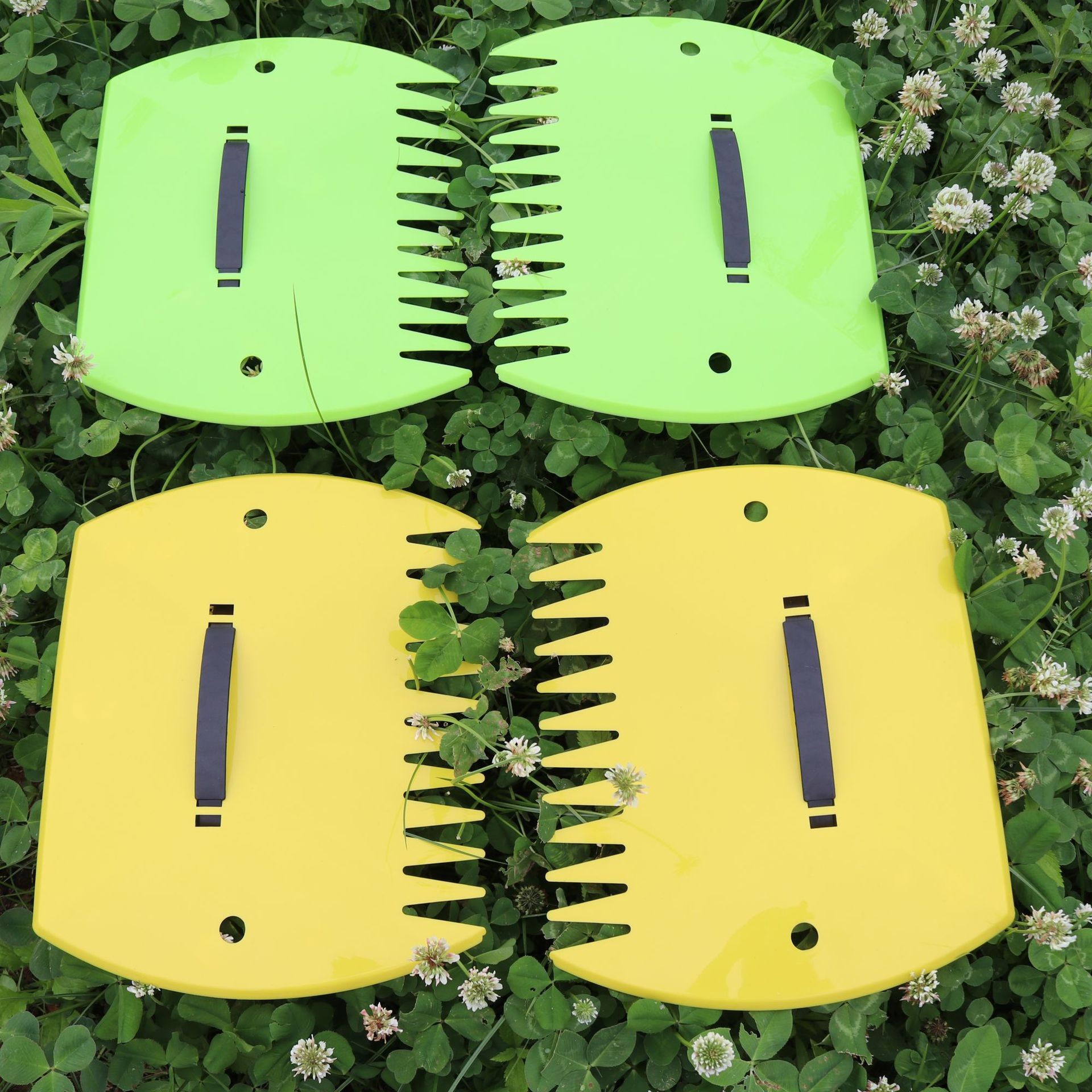 Foreign trade outdoor deciduous clip gardening plastic rake collecting deciduous garden use collecting leaf rake garden tools