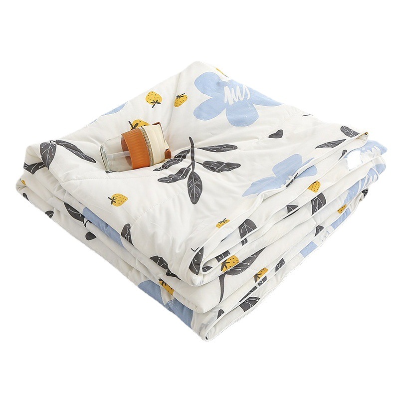 Cooling Ice Silk Quilt for Children, Type A, Summer Quilt, Air Conditioning Quilt, Knitted Summer Cooling Quilt with Cartoon Print