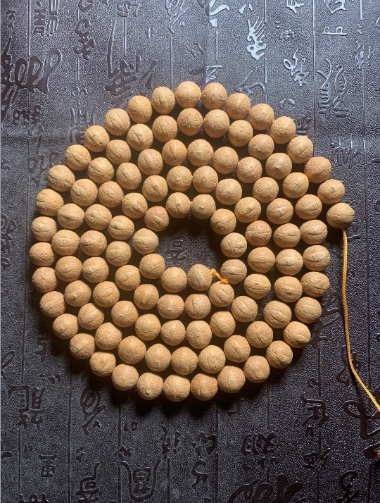 Picture of Nepalese Xizang-style phoenix hand-held chain Buddha chanting beads DIY men's and women's long sweater necklace retro high oil density