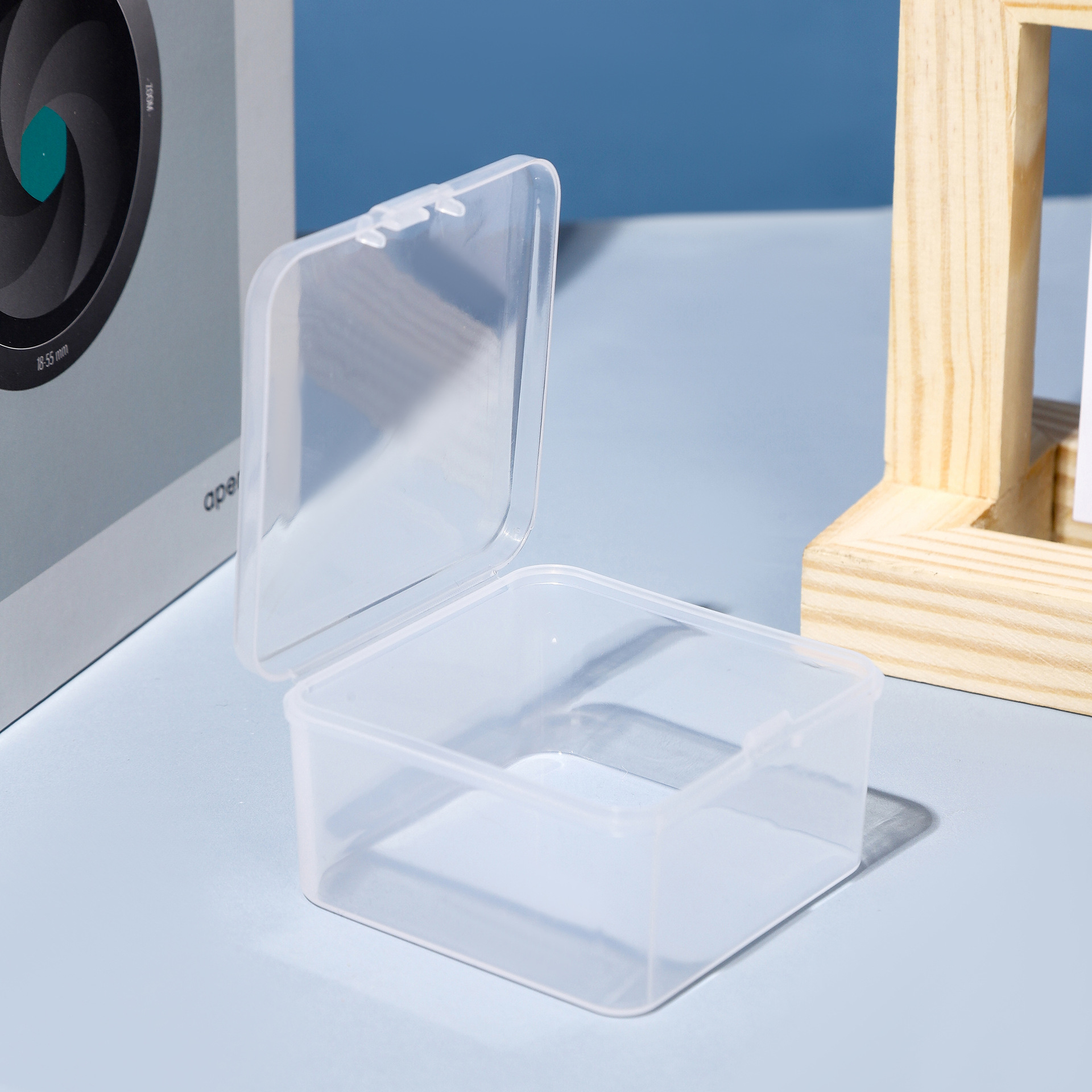 Transparent plastic box 6.5 square flip conjoined dustproof goo card bead string nail tools hardware display box
