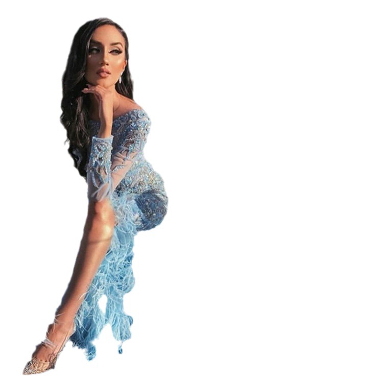 Picture of European and American high-end high-end ostrich feather wedding dress fashion catwalk same style pure heavy handmade feather mesh evening dress
