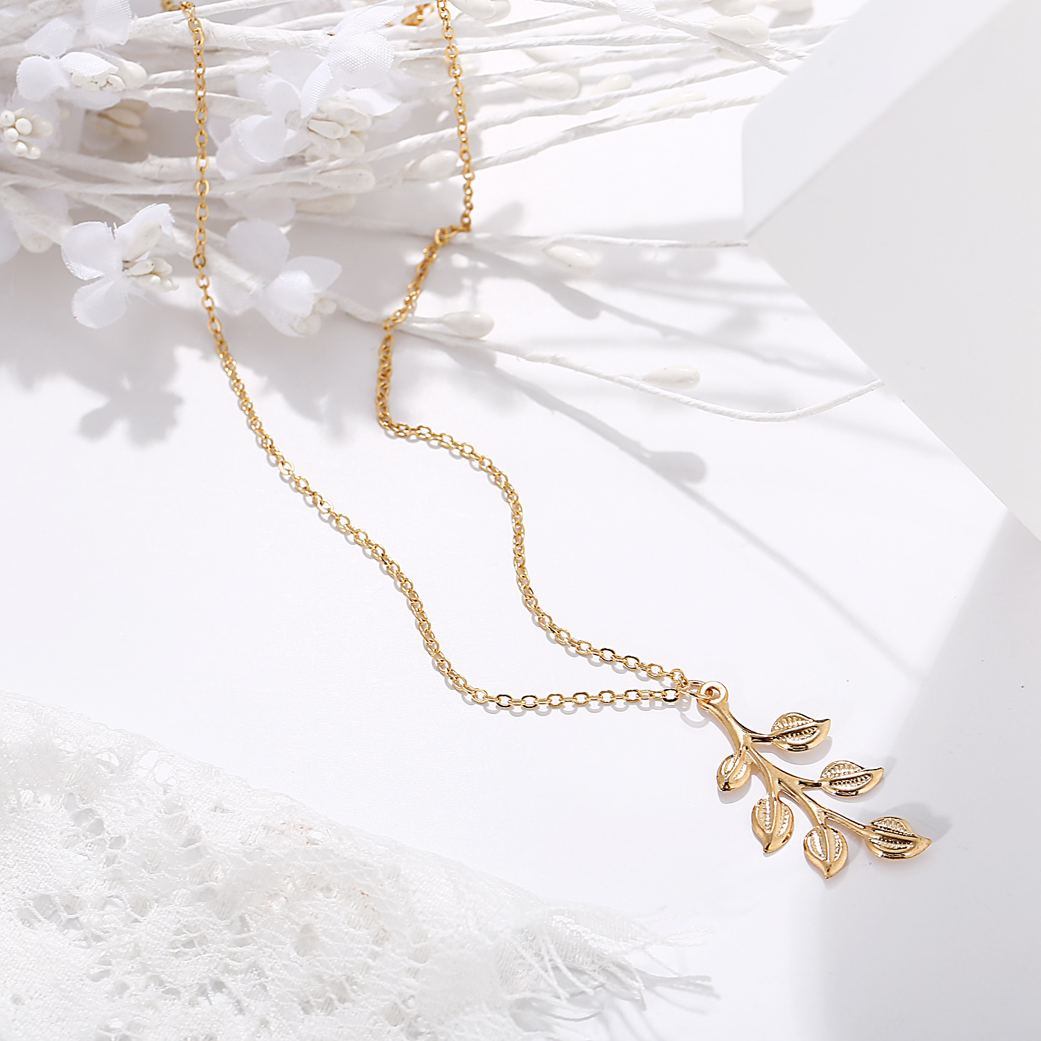 Picture of C177 European and American explosions cross-border new Leaf long retro simple temperament trend necklace jewelry