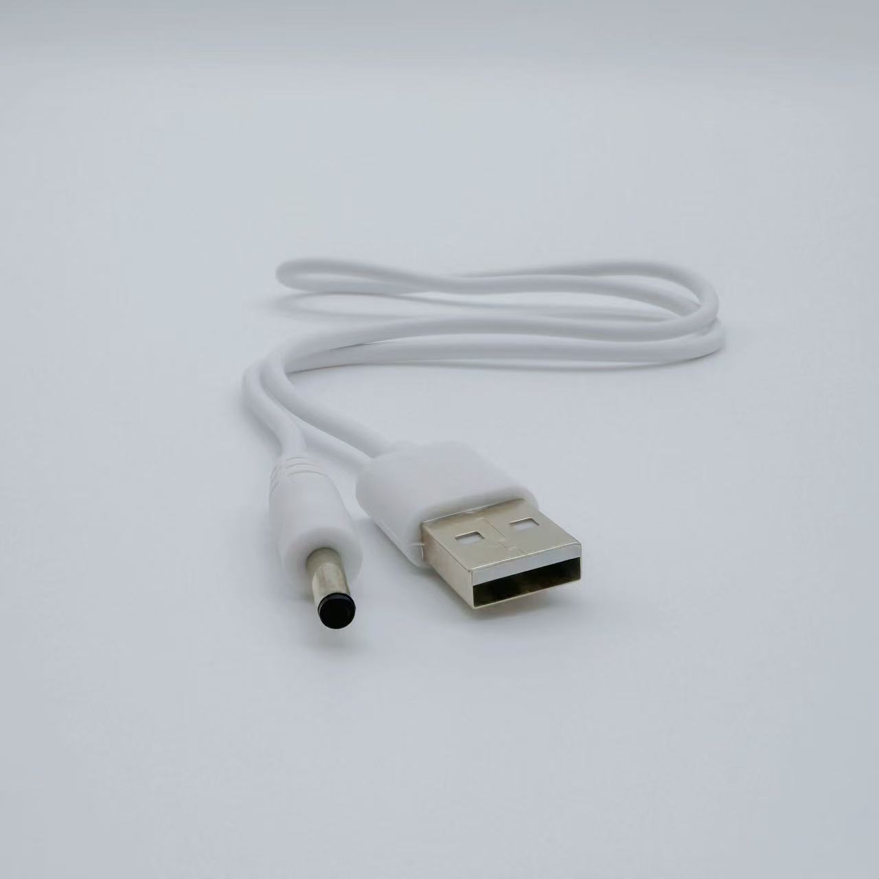 Picture of Dc3.5*1.35Mm Charging Cable USB to Dc3.5 Power Cable Audio Desk Lamp Small Fan Dc Dc Cable