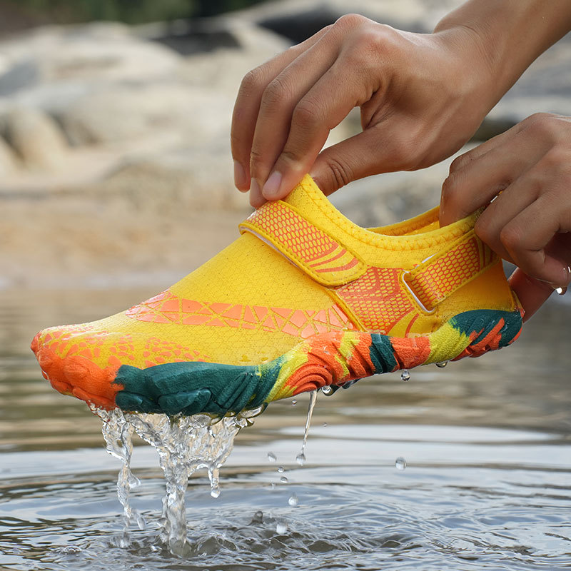 Tracing Beach Shoes Men's Soft Bottom Snorkeling Swimming Shoes Women's Diving Shoes Drifting Wading Shoes Quick-drying Anti-cutting Shoes