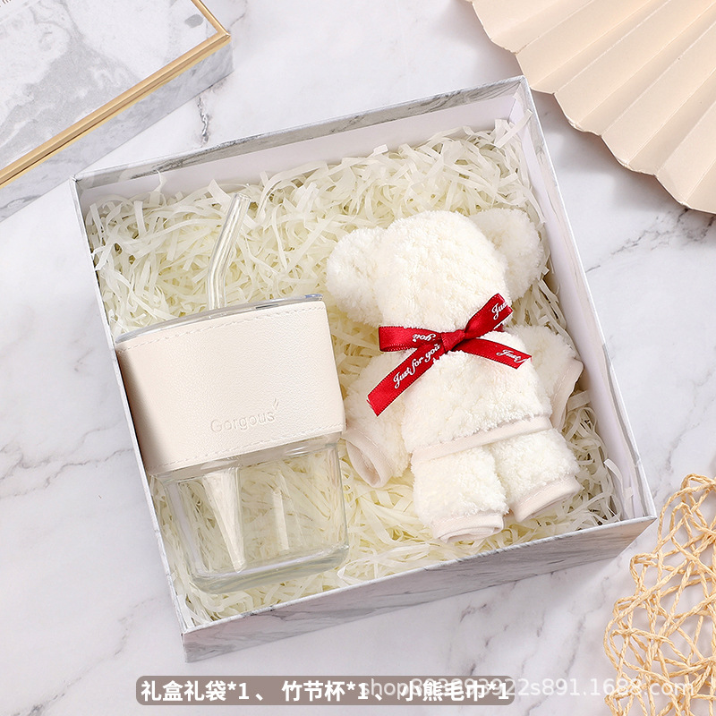 Picture of Business Accompanying Gift Set Practical Staff Birthday Welfare Gift Company Annual Meeting Creative Gift Wholesale Christmas