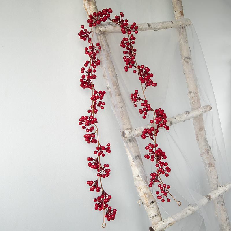 Picture of Amazon Red Fruit Rattan Christmas Fruit Acacia Fruit Holly Fruit Rattan Wall Hanging Spring Festival Festive Rattan