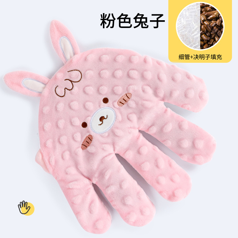 Picture of Baby slap sleep soothe palm to coax sleep baby lie sleep coax baby sleep independently hug sleep slap ass slap