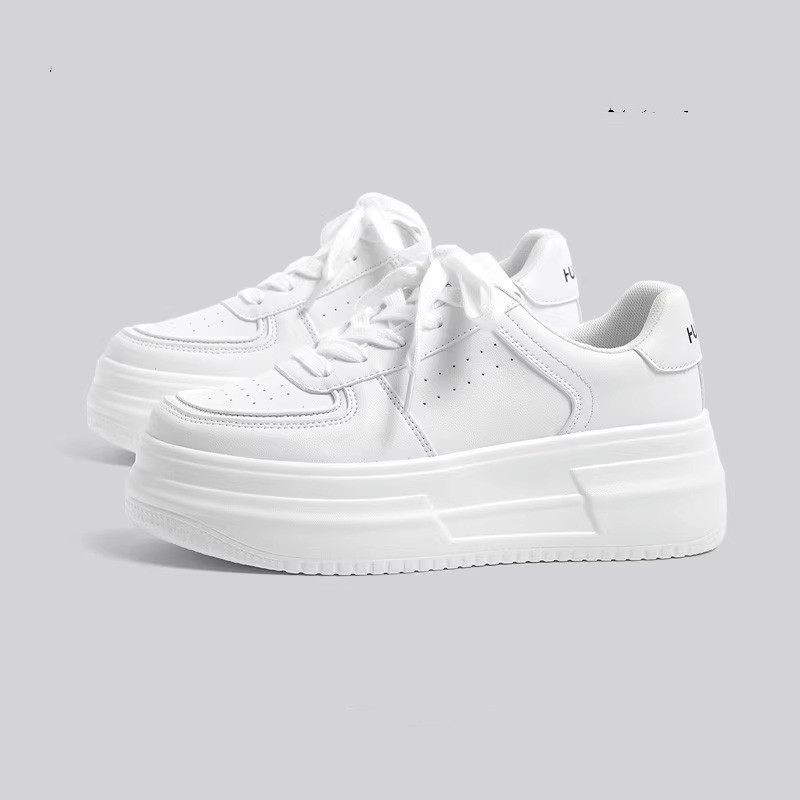 Explosions Thick-soled White Shoes Women's Spring and Autumn Hong Kong Style Elevated 2024 New All-match Casual Sports Shoes Niche Board Shoes