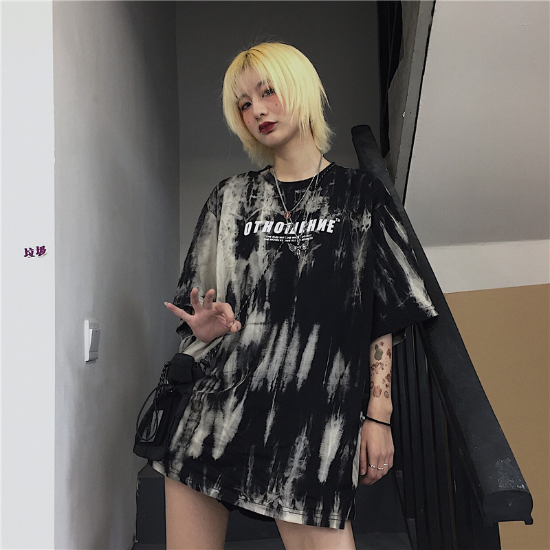 Short-Sleeved T-Shirt for Women 2025 Summer New Design Niche Tie-Dye Bottoming Shirt Sweet and Spicy Loose Black Top for Women