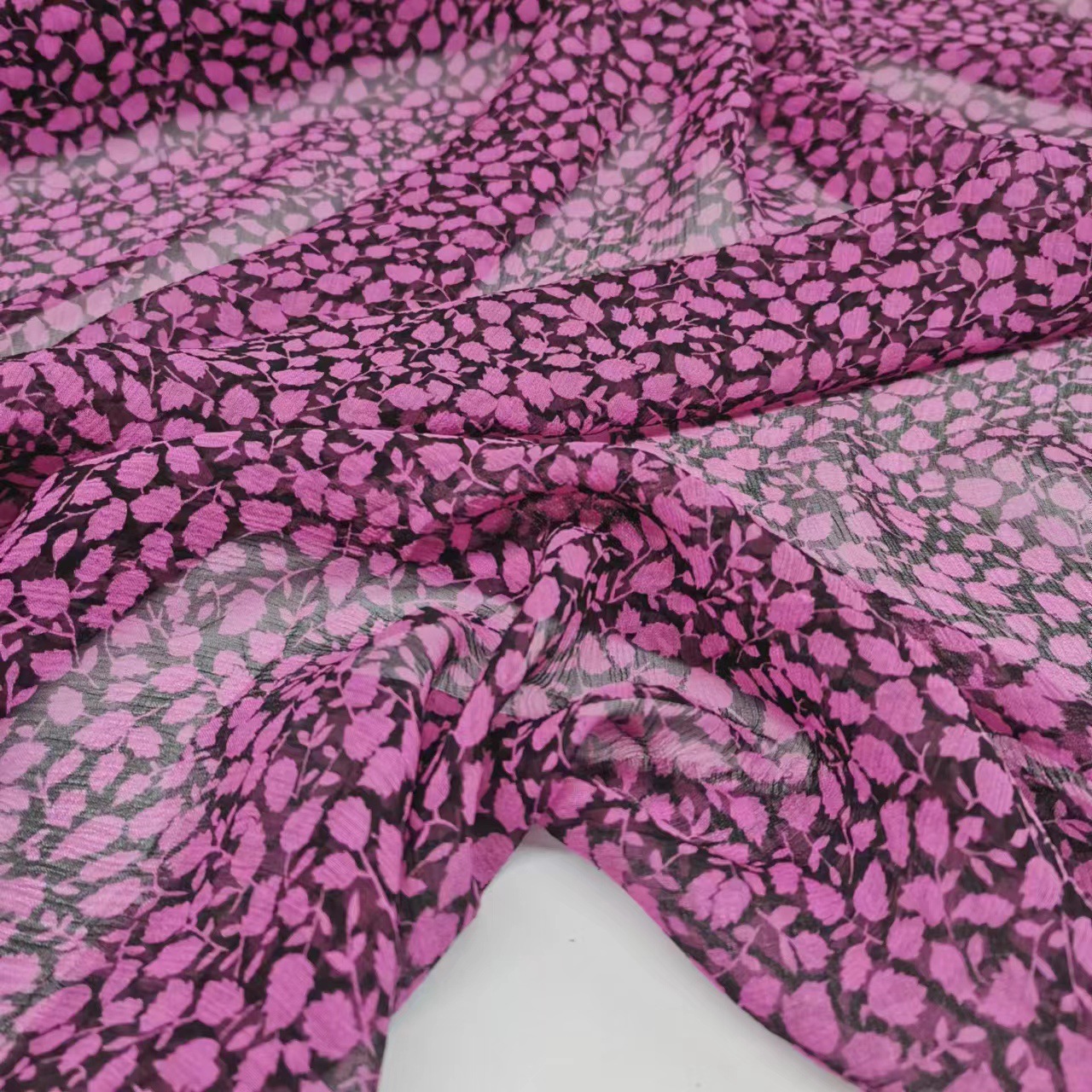 Picture of 100% Mulberry Silk Narrow Silk Smooth Qiao Fabric 7mm Fashion Dress Fabric