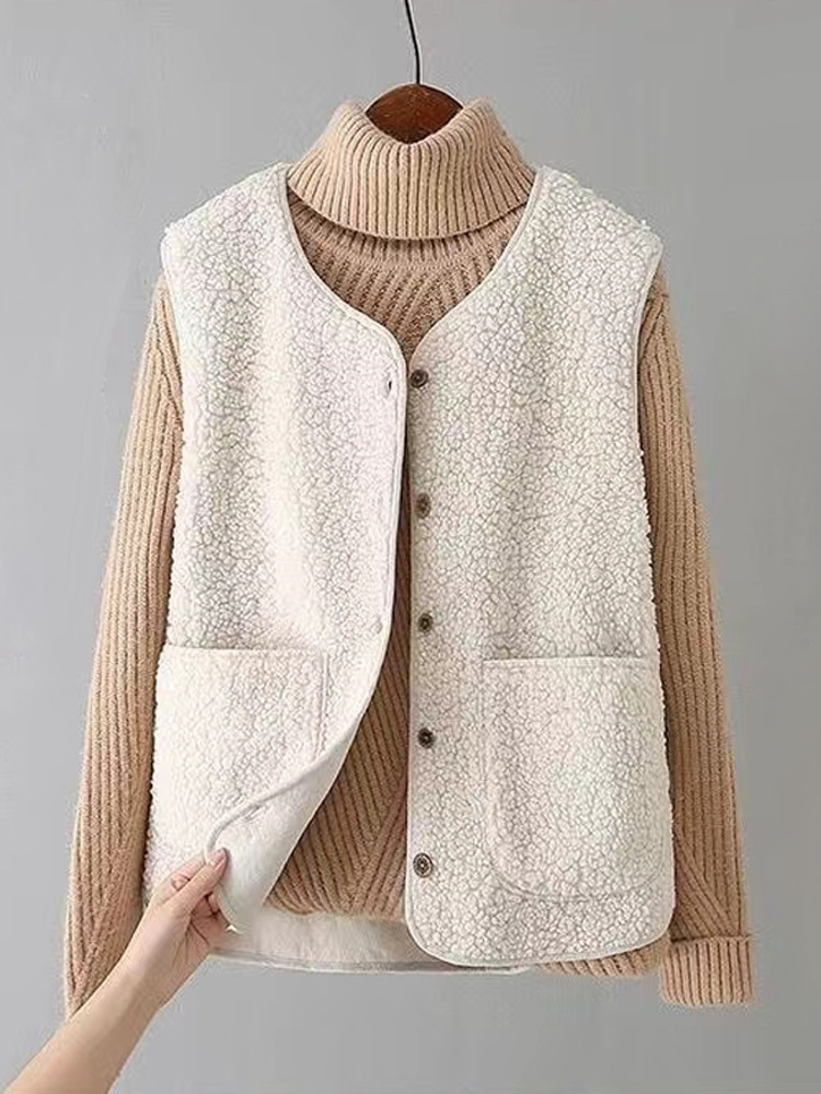 Picture of Lambswool Fleece Vest Jacket for Women, Early Autumn Fashion, Stylish Fur Integrated Outerwear Vest