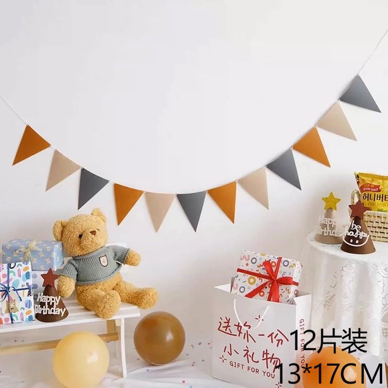 Picture of Christmas Decoration Hanging Flags, Birthday Party Banner Flags, Event Arrangement Hanging Decorations, Non-Woven Fabric Triangle Bunting, Christmas Atmosphere