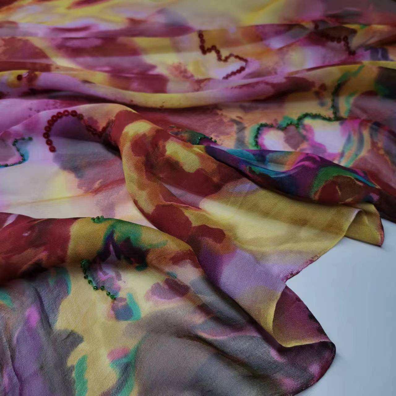 Picture of Off-season Clearance Sequin Embroidered Mulberry Silk Georgette Fabric 8mm Narrow Fashion Silk Fabric