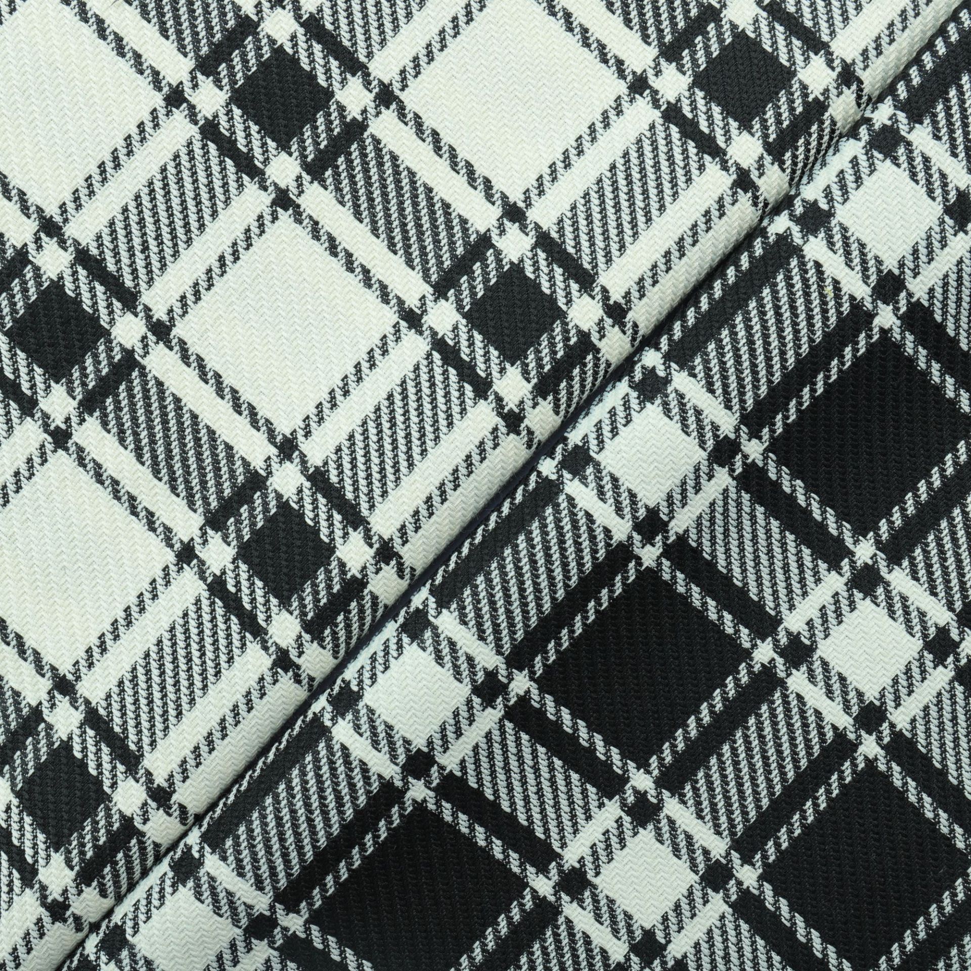 Non-elastic black and white plaid suit vest pants dress skirt fabric polyester yarn-dyed plaid