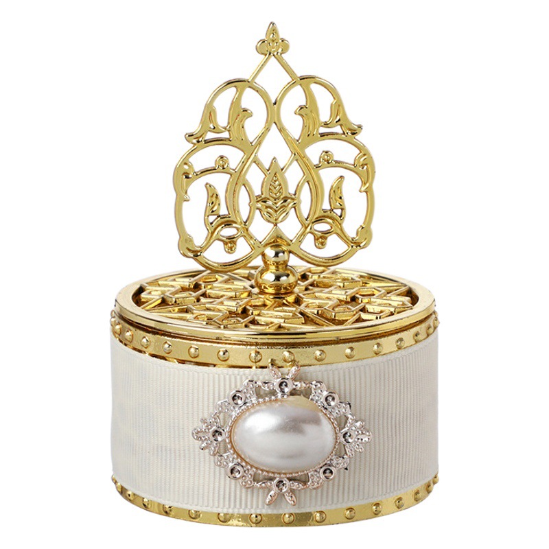 European Wedding Golden Wedding Candy Box Electroplating Craft Plastic Box Sugar Cocktail Party New Display Candy Box with Lid
