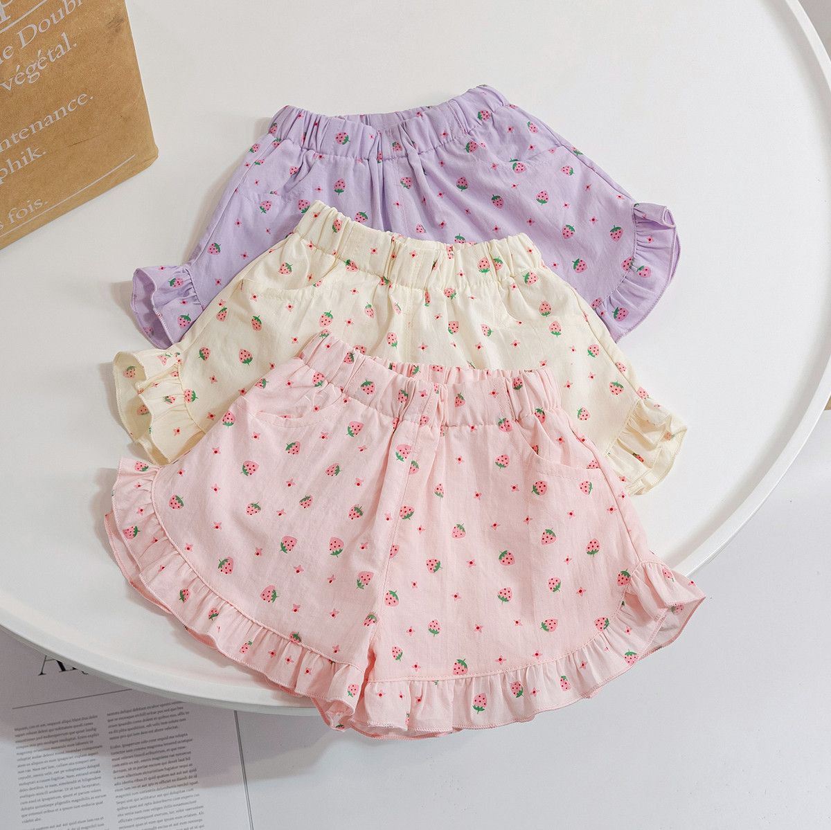 Girls' Pants Summer 2025 New Children's Summer Strawberry Shorts Summer Casual Thin Outer Wear Summer for Baby Girls