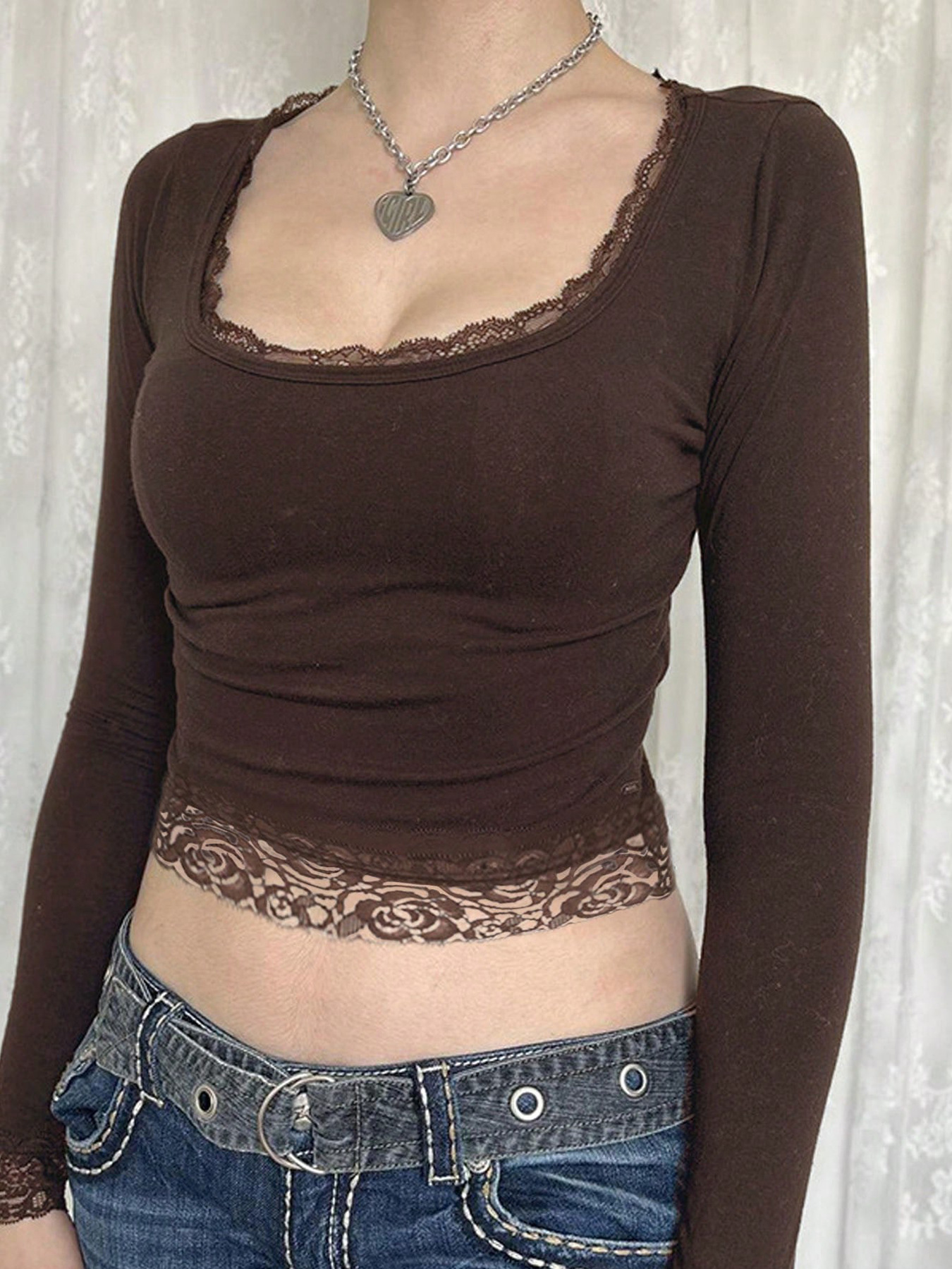 Picture of Spring and Autumn Top Hot Girl Style Sexy U-Neck Lace Bow Stitching Slim-Fit Slimming Long-Sleeved T-Shirt Y2K Base Shirt