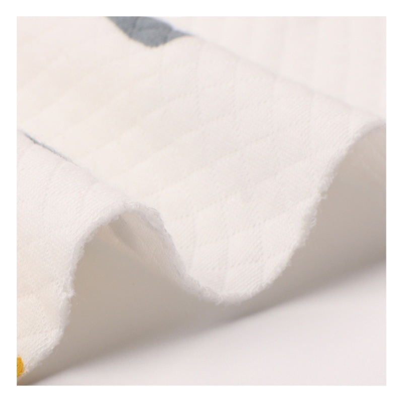 Spot air layer printing three-layer silk jacquard air layer pet clothes dog kennel Jacquard knitted fabric