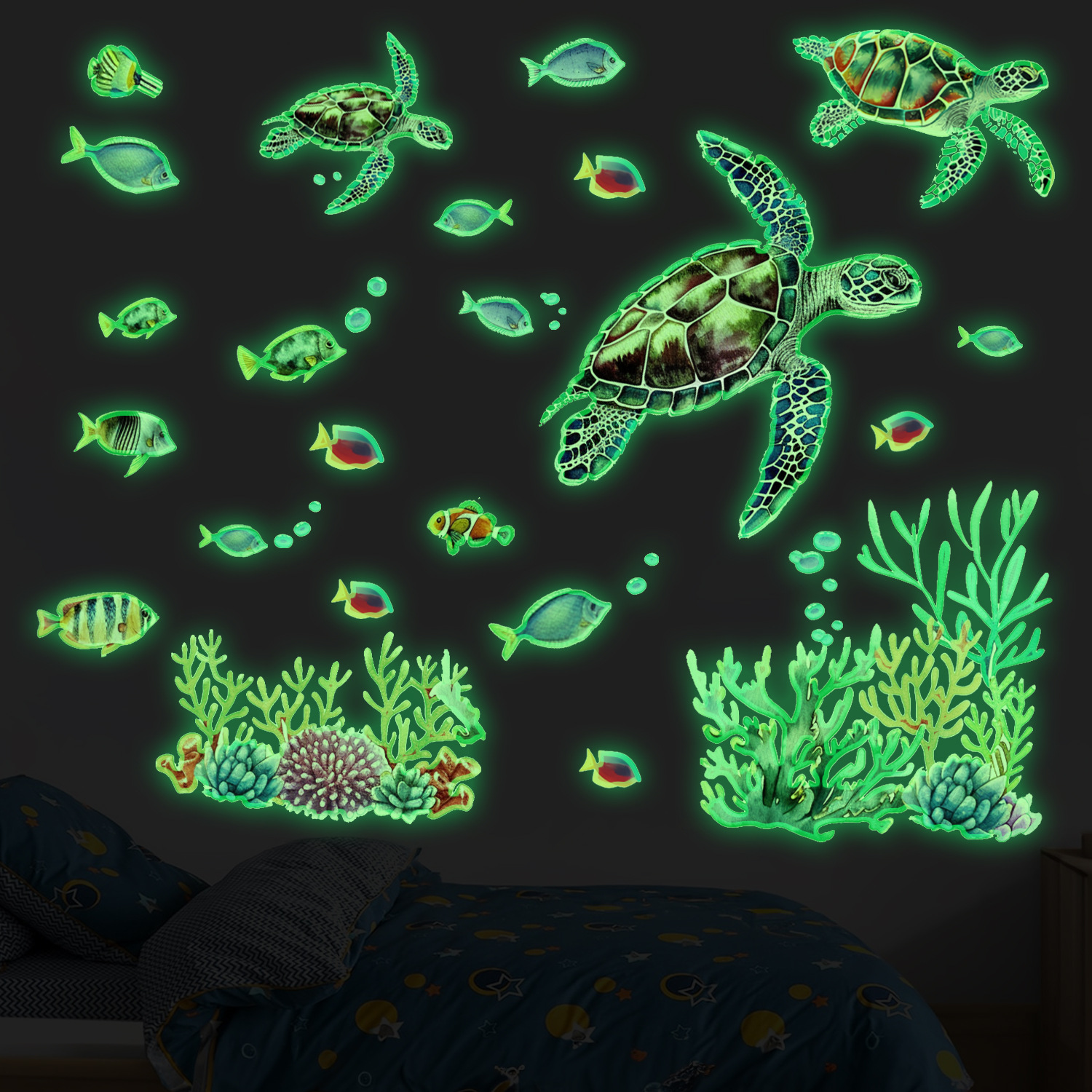 Cross-border Amazon foreign trade luminous ocean wall stickers small fish coral seabed biological wall decoration stickers wholesale