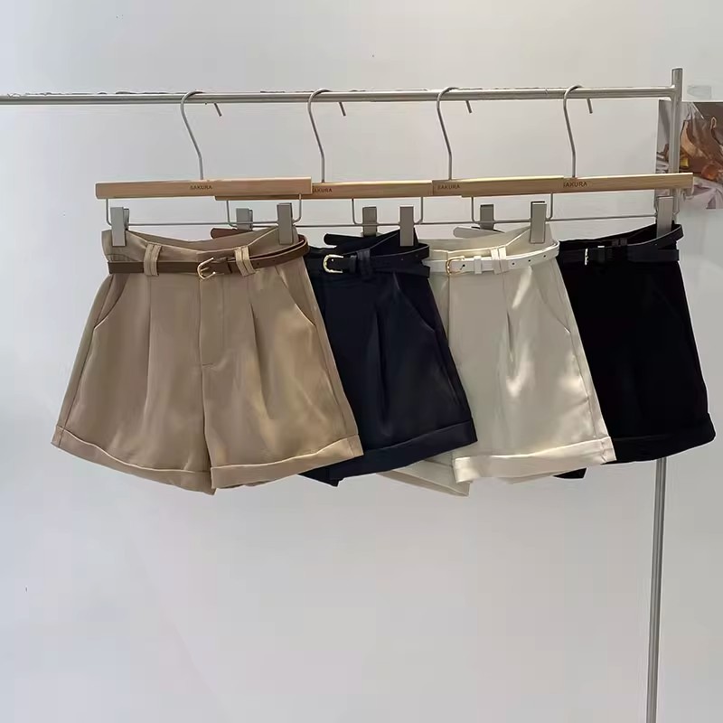 High-end khaki Suit Shorts Women's Summer 2024 New Korean-style Casual Slimming Curled High Waist Wide-leg Pants