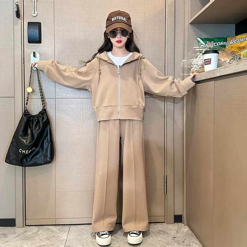 Girls' suit autumn clothing 2023 new western style children's fashionable autumn fried street girls' spring and autumn sports two-piece suit