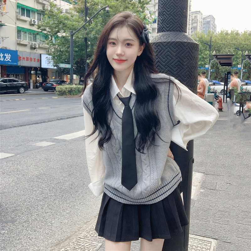 Knitted Vest V Neck Pure Color Cardigan Versatile Slim Fit with Skirt Sleeveless Sweater Waistcoat Small Fresh Vest