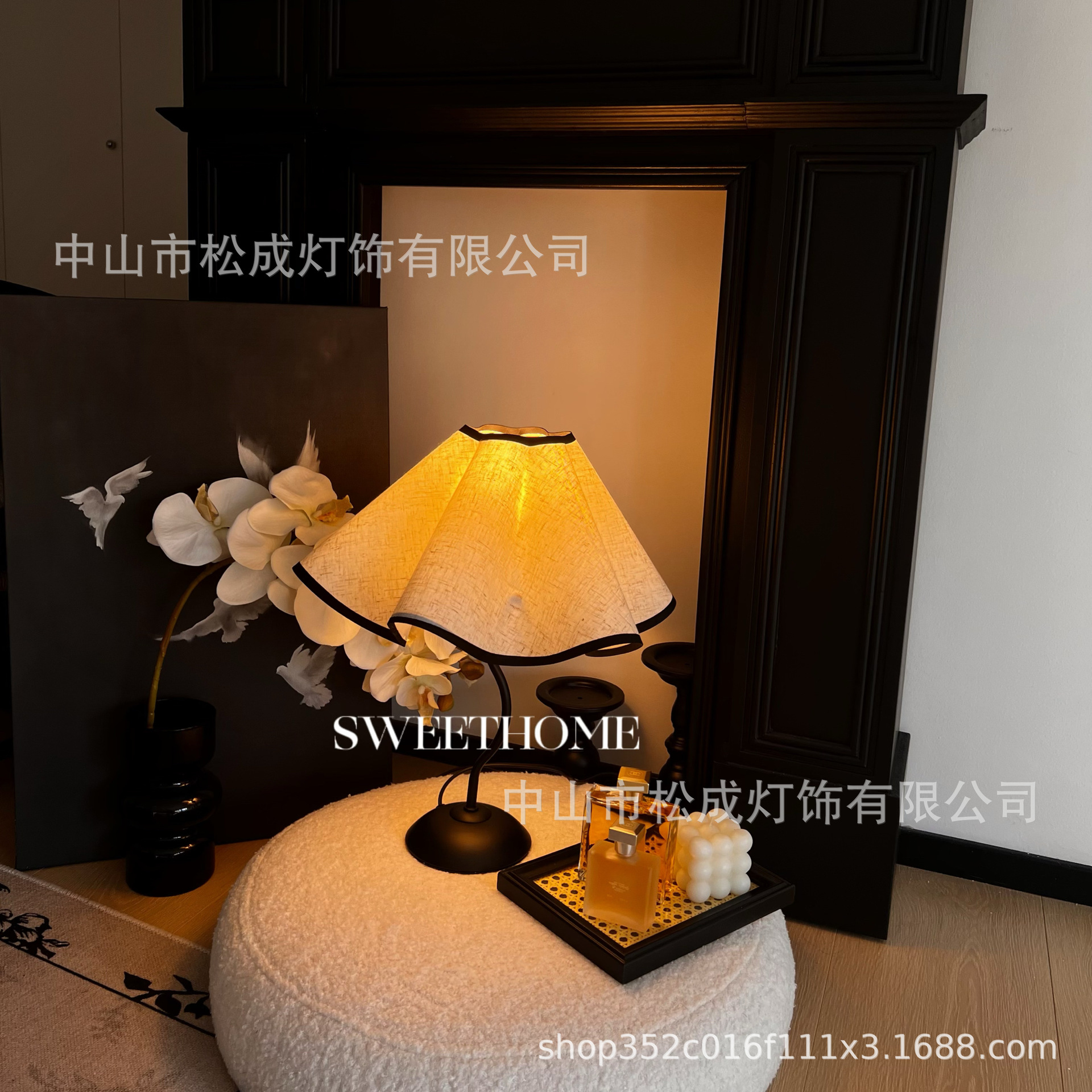 Petal Umbrella Lamp Ins High-End Minimalist Vintage Table Lamp Night Light Bedroom Dimmable Bedside Atmosphere Lamp Ins Style