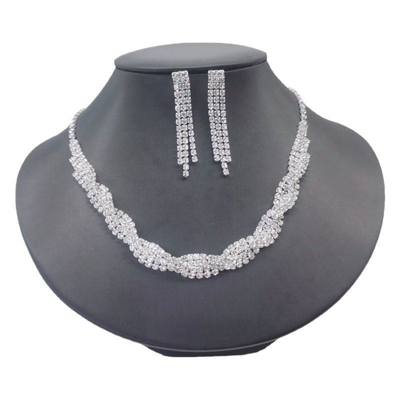 Jewelry Supply European and American Fashion Wedding Dress Women Jewelry Bride Water Diamond Necklace Earrings Two-piece Set