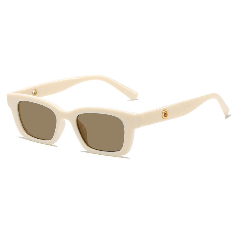 Picture of Jennie same sunglasses women 2022 new sunglasses European and American retro small frame Korean fashion cat's eye glasses