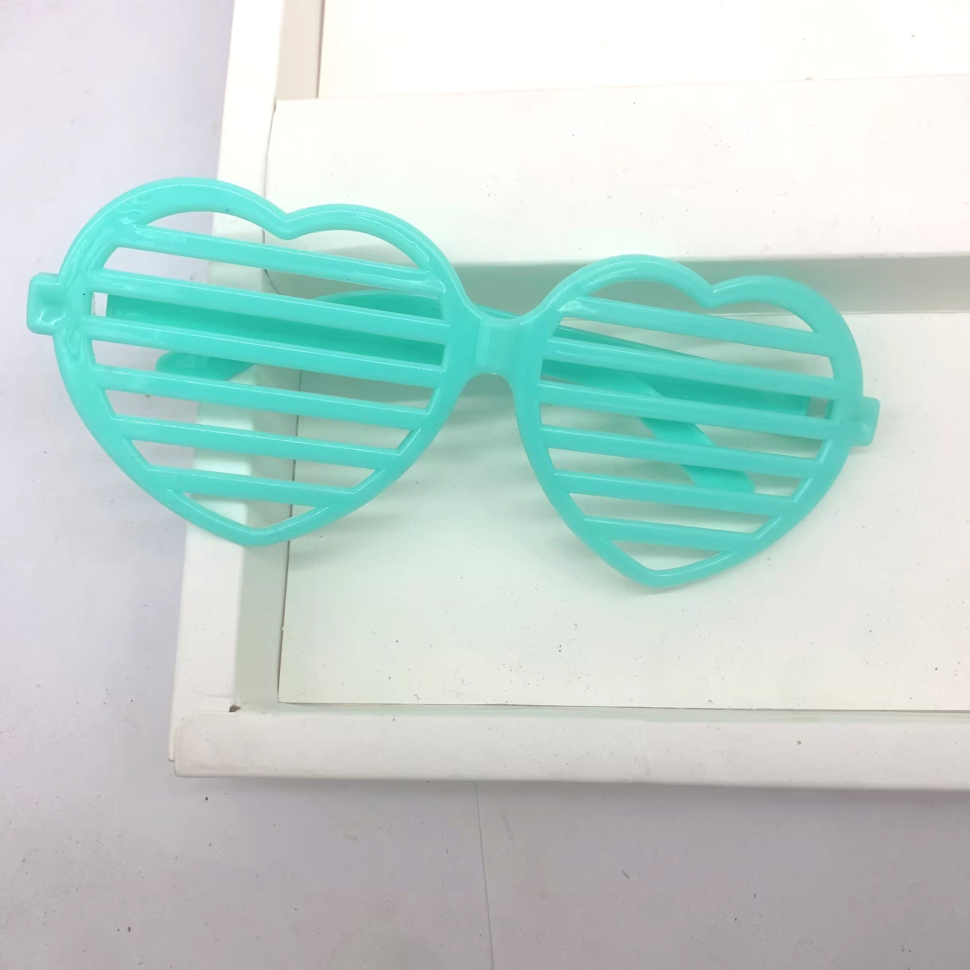 Picture of Blinds Glasses Frame Masquerade party party Glasses party Decorative Glasses No Lenses