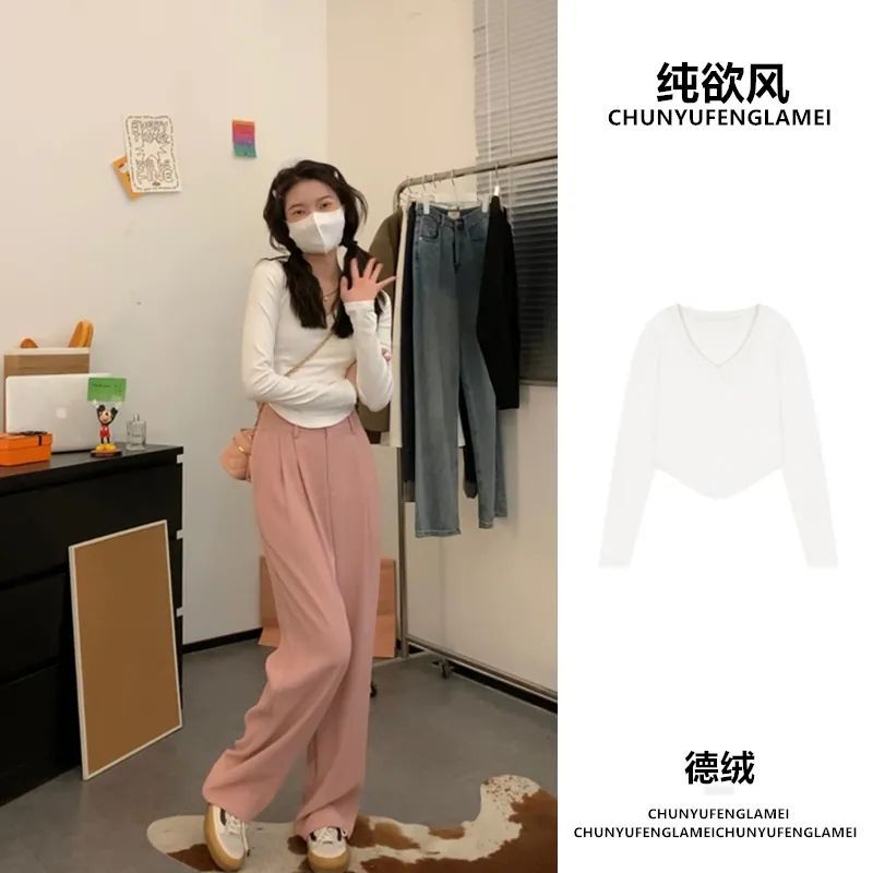 German velvet bottoming shirt with V-neck for autumn and winter women's latest irregular hem hot girl slim-fit short long-sleeved T-shirt