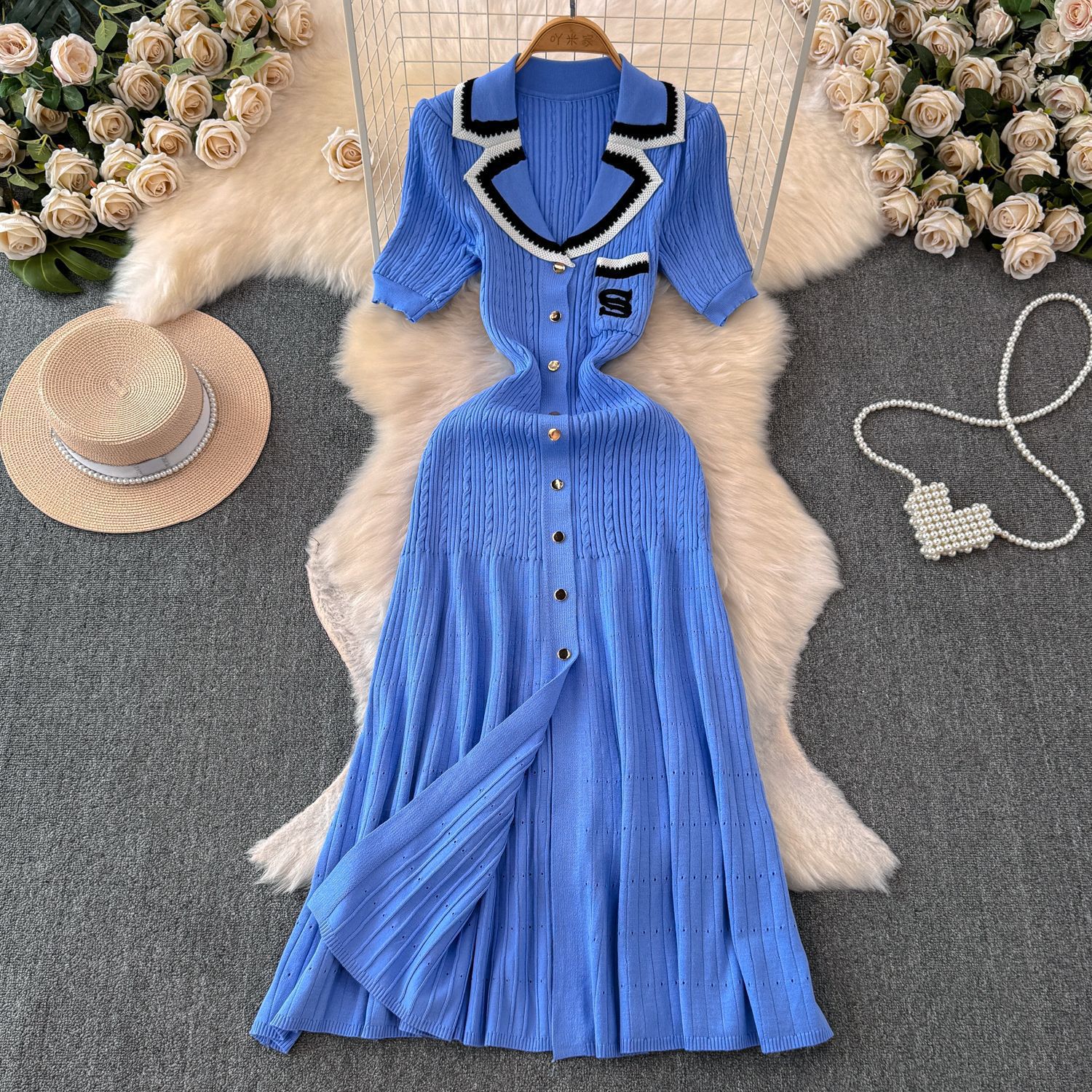 Autumn and Winter Xiaoxiang Style Celebrity Lady Short-sleeved Contrast Embroidered Suit Collar Waistline Slimming Single-breasted A- shaped Knitted dress