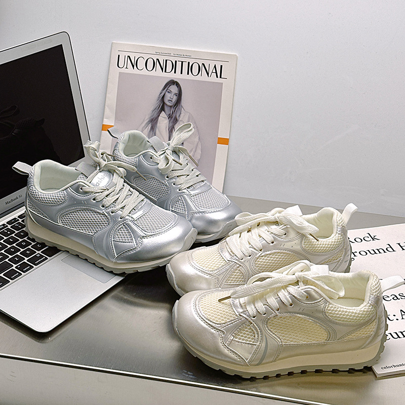 A9828 Silver Retro Lightweight Soft-Soled Mesh Forrest Gump Shoes for Women 2024 Summer Ins Casual Sneakers Breathable and Comfortable