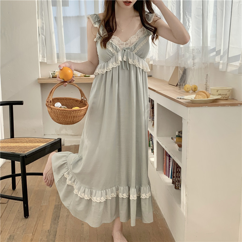 Korean chic ladies summer new sweet with chest pad heavy industry lace Palace style pajamas halter with nightgown