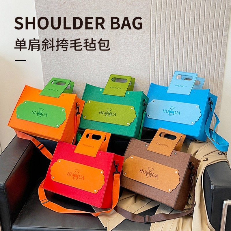 2025 New Snake Felt Crossbody Bag Order LOGO Large Capacity Felt Handbag Advanced Sense Tote Bag