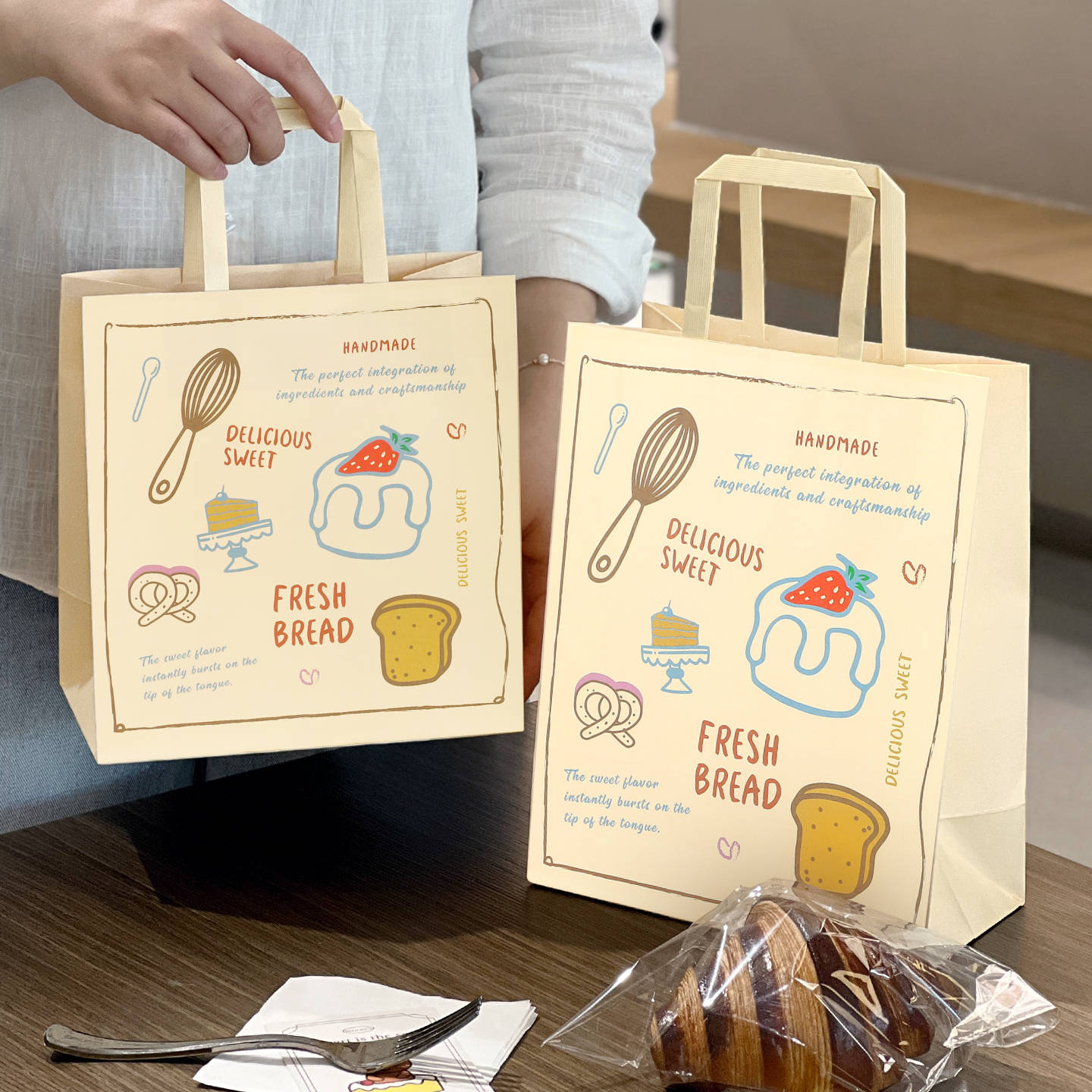 Internet Celebrity Baking Tote Bag Dessert Packaging Bag Inner Fold Cake Shop Packaging Bread Takeaway Kraft Paper Bag Customization