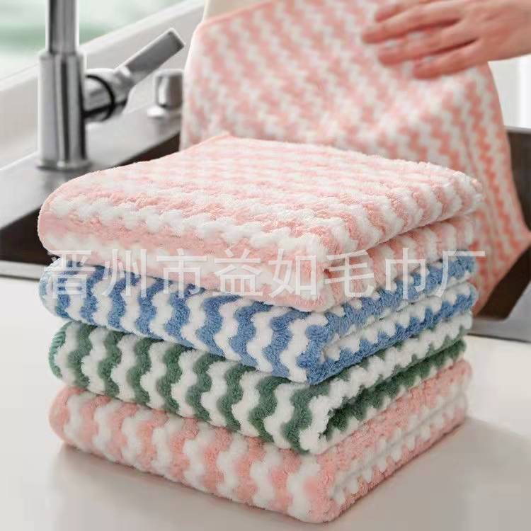 Manufacturers in stock coral fleece towel kitchen cleaning small square towel 25*25 kindergarten cleaning towel wholesale