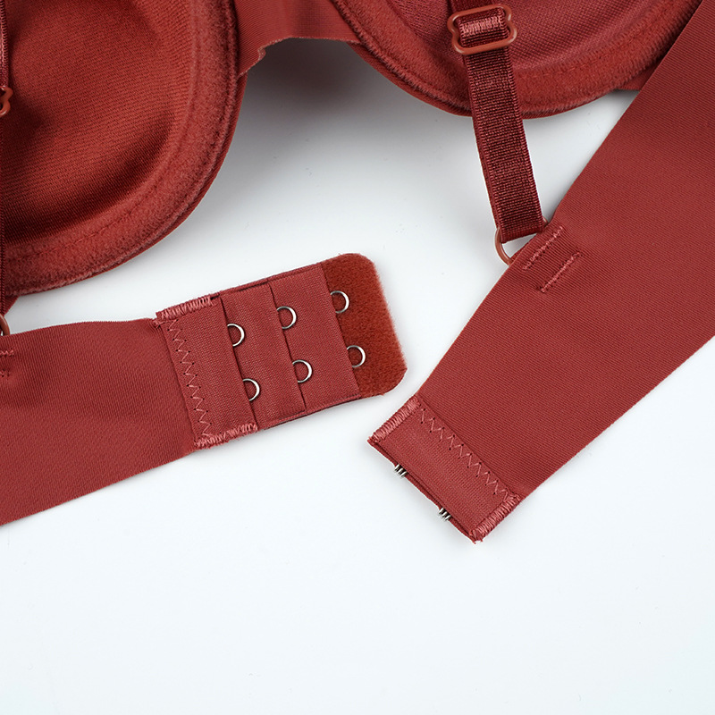 Picture of Cross-border smooth underwear with steel ring three rows two buckle adjustable shoulder strap fashion gathered bra adjustable wholesale