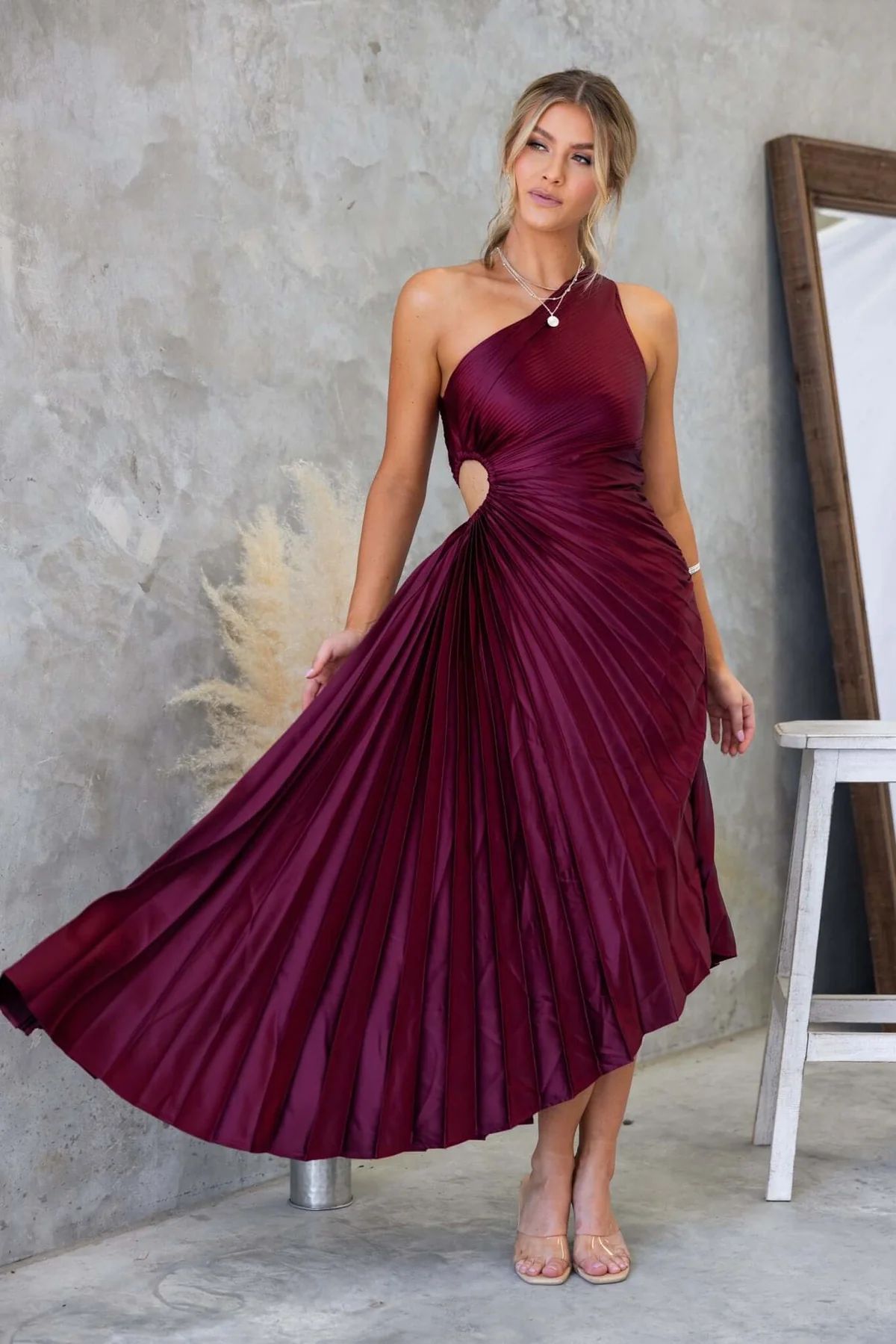 Picture of European and American 2024 Women's New Fashion Solid Color Casual Sexy Elegant One-shoulder Oblique Collar Pleated Hollow Dress