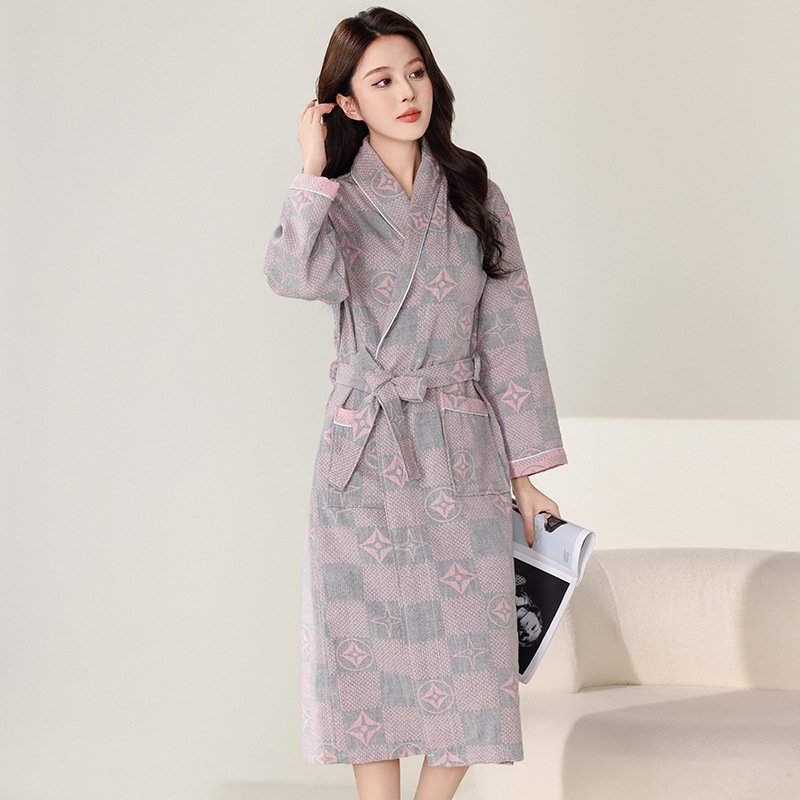Double gauze bathrobe spring and summer thin nightgown hotel couples pajamas men and women light absorbent bathrobe a generation of hair