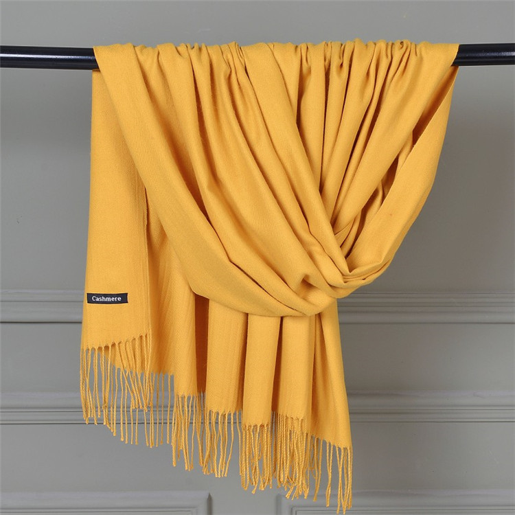 Mayi Luo Zijun same scarf women's solid color tassel thickened warm Korean plain shawl all-match solid color circumference