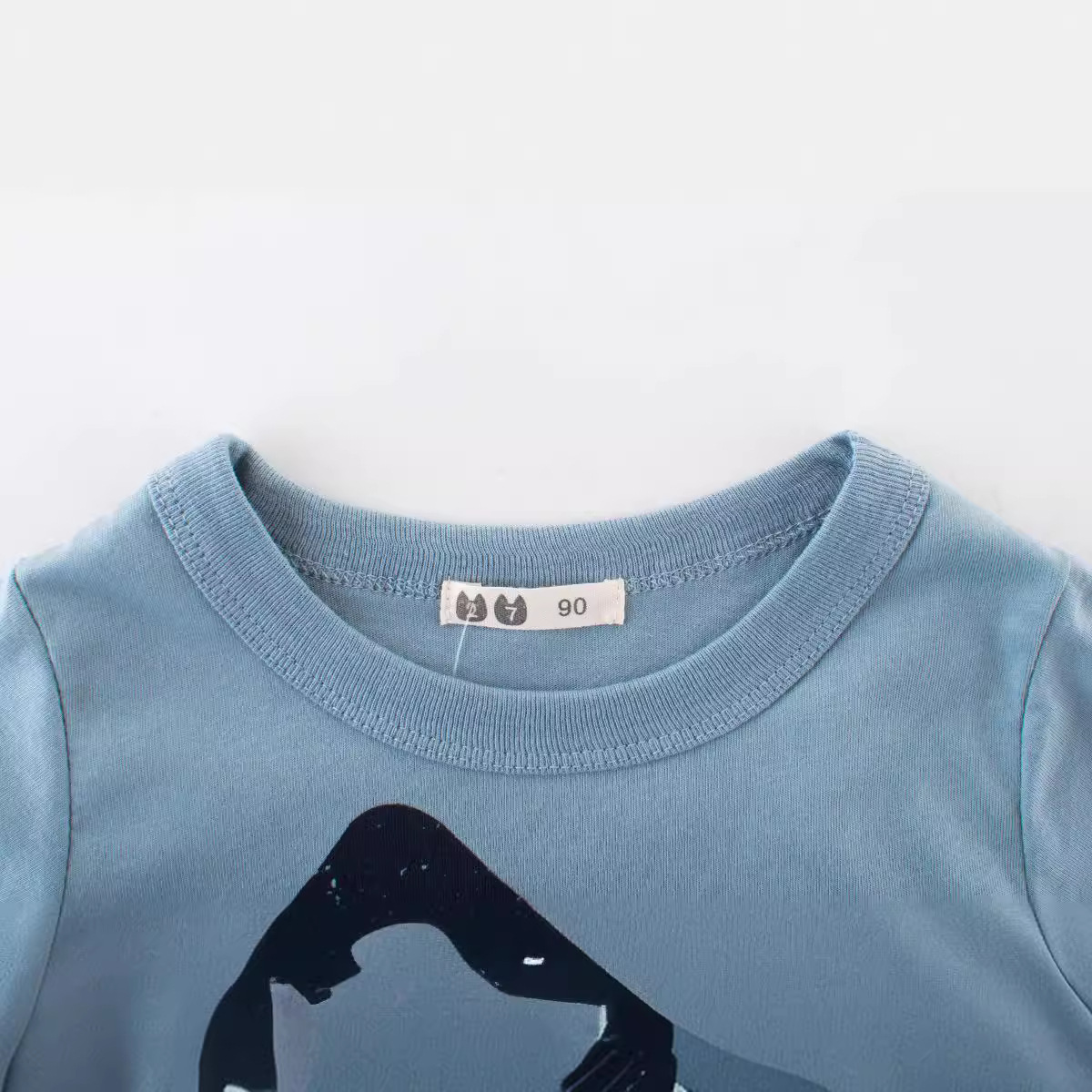 Picture of 27Kids Trendy Brand Korean Style Kidsren's Clothing New 2025 Summer Men's Clothing Kidsren's Short-Sleeved T-Shirt Wholesale One Piece for Delivery