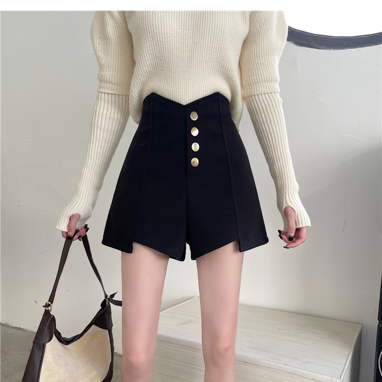 2023 Super High Waist Wide Leg Slim Casual Hot Pants Instagram Style Trendy High Waist Shorts Women's Summer Design Sense