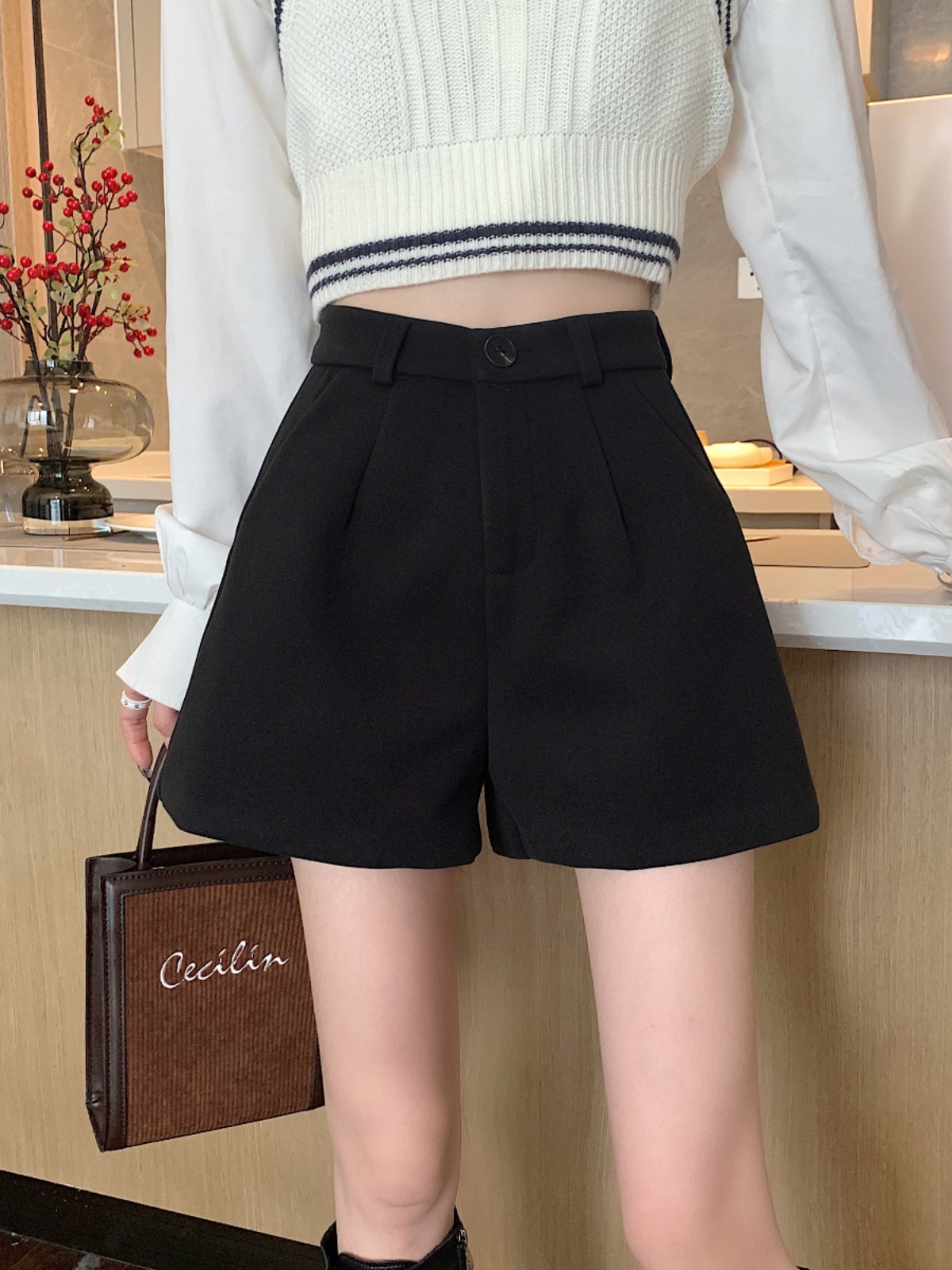 Draped Woolen Pants 2024 Autumn New Fashion Shorts Women's Winter Woolen Pants Slimming High Waist Casual Pants
