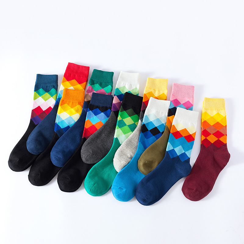 Picture of European and American Ins Style Mid-Calf Socks for Women Amazon Trendy Socks Supply Diamond Pattern Fashion Trendy Socks Wholesale in Stock