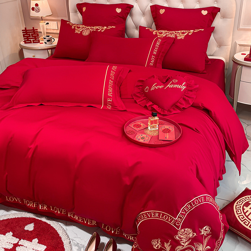Picture of High-end Chinese Dragon and Phoenix Embroidery Fashion Wedding Four-piece Wedding Big Red Bed Sheet Quilt Cover Accompanying Bedding